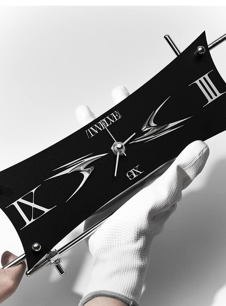 Swallow Clock