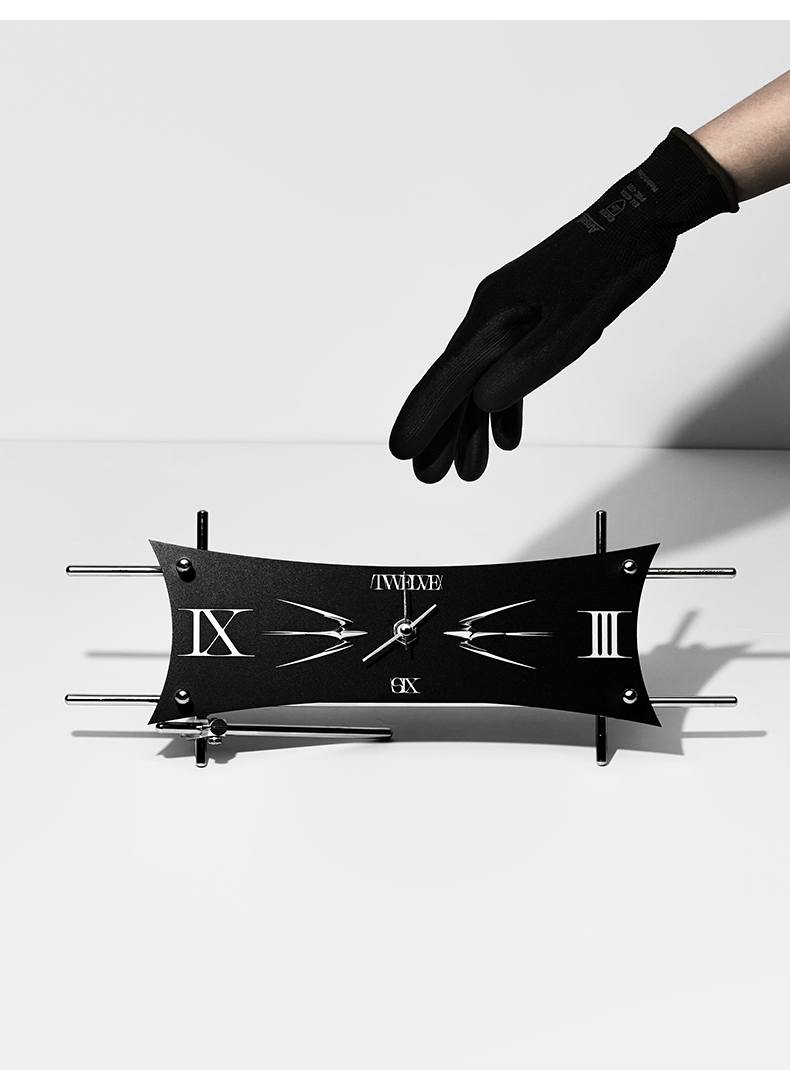 Swallow Clock